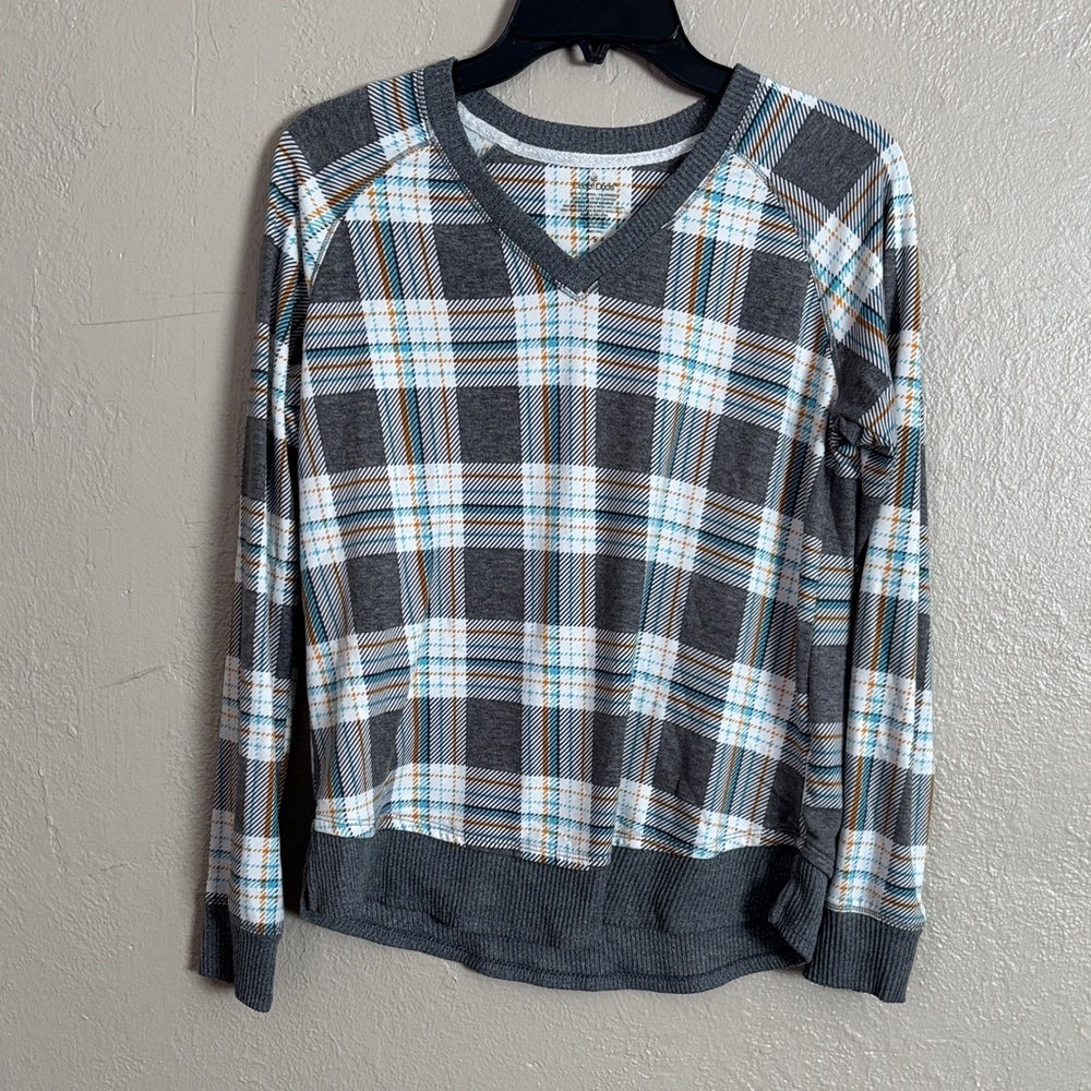 Cuddl Duds Long Sleeve Soft V-Neck Plaid Top Women’s Small